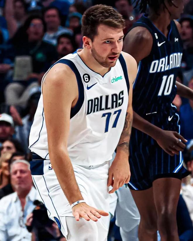 的竞技场上 的竞技场上